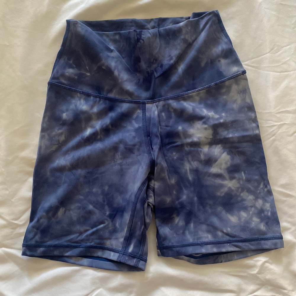 Amazon blue cloud biker shorts feels like lululemon align